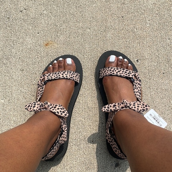 Arizona Womens Judith Strap Sandals outdoor animal print activewear shoe Sz 11M - Picture 10 of 13